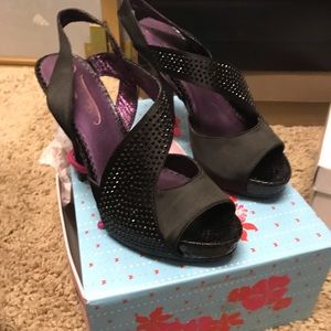 Poetic Licence black heels